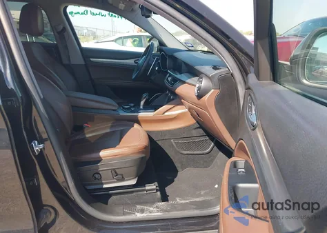 2019 Alfa Romeo Stelvio Sport Awd z USA, uszkodzony, nr VIN ZASPAKAN1K7C30536